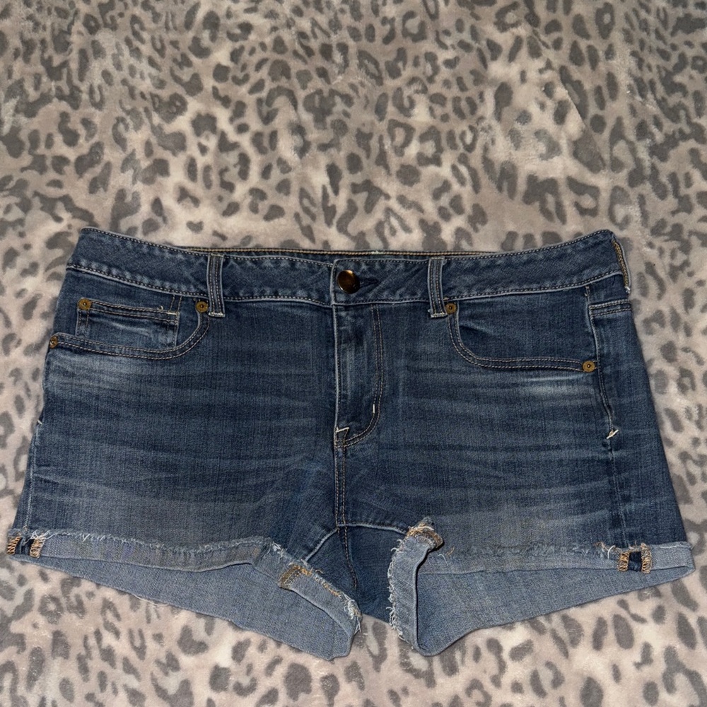American Eagle super stretch shorts
